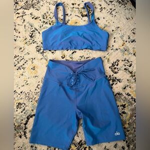 ALO Yoga Light Blue Activewear